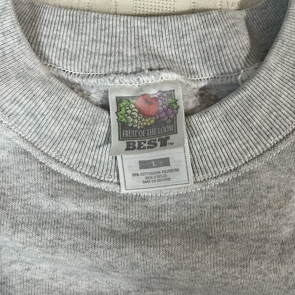 Vintage Embroidered Peasant Shipshewana Folk Sweatshirt USA Large Gray Comfy - Picture 4 of 7